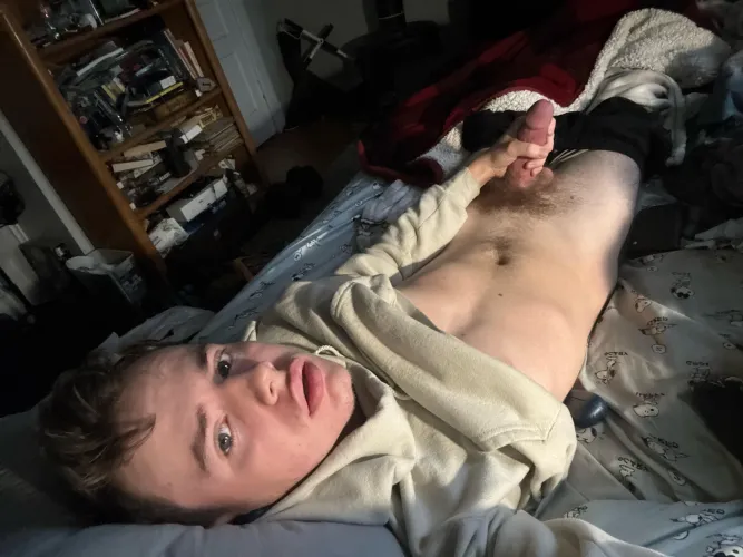 Thumbnail twinsie6's Morning Confession: 20m Desperate and Horny About Penis