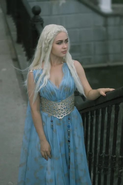 Thumbnail Akito's Daenerys Targaryen Cosplay from GOT