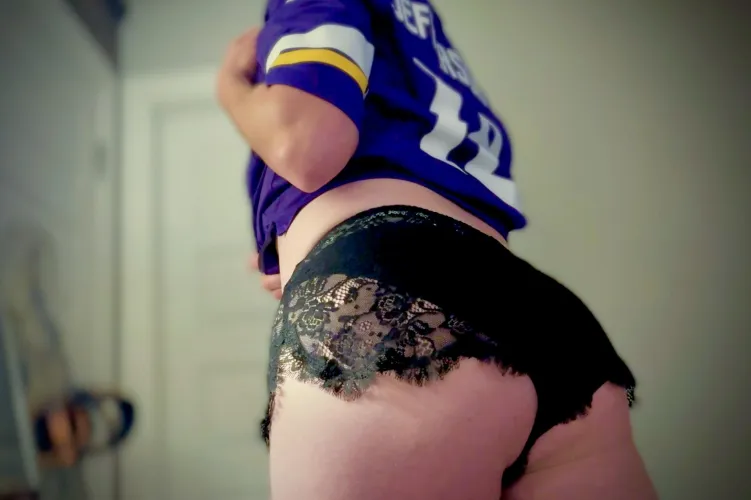 Thumbnail Show Your Support: Skol Vikings | femboy