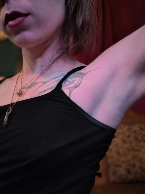 Thumbnail Unveiling Post-Workout Armpits with MistressThrope