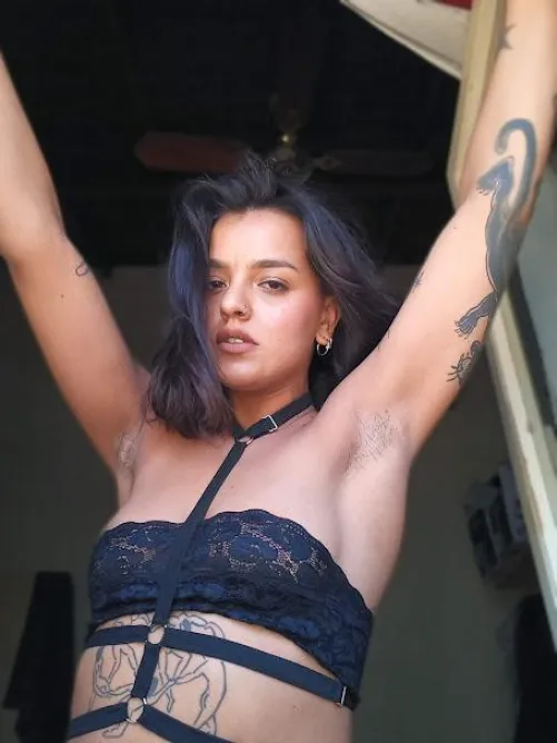 Thumbnail First Impression: The Armpit Photo | todoloquequiero | ArmpitFetish