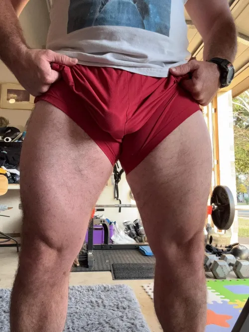 Thumbnail Unleashing Gym Bulge Secrets at 35 with alQahirahh