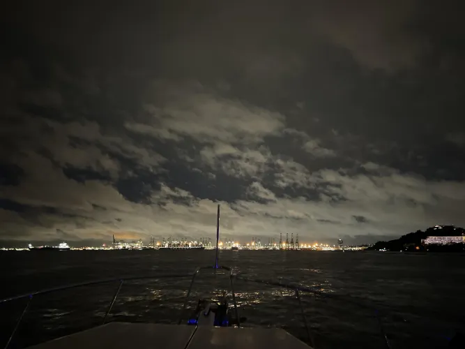 Thumbnail Mesmerizing Night Views of Keppel Bay, Singapore | HennessySass