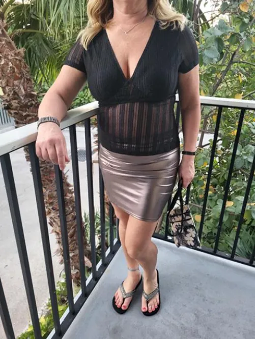 Thumbnail Prowling MILF: Sensual Adventures in NSFWoutfits at Key West