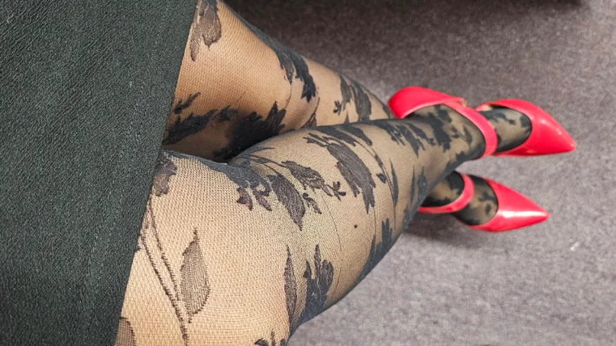 Thumbnail Elegant Ode: Celebrating the Beauty of Patterned Pantyhose by sweetfeet8481