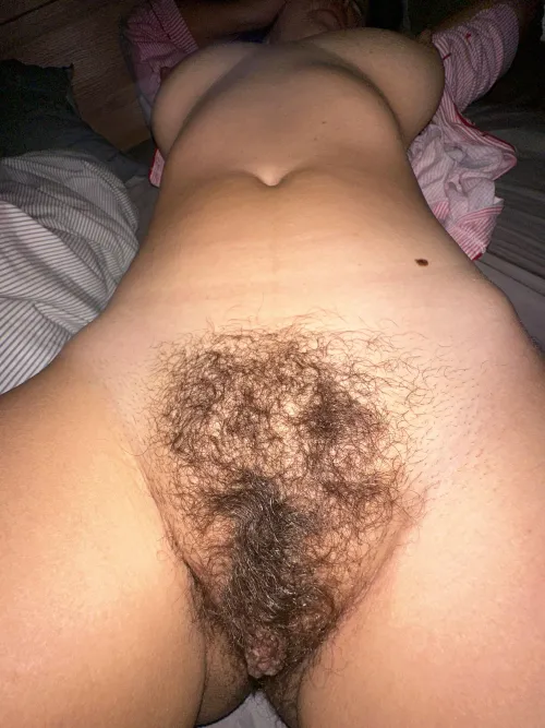 Thumbnail MarySexxxxy's Unkept Lawn: A HairyCurvy Tale