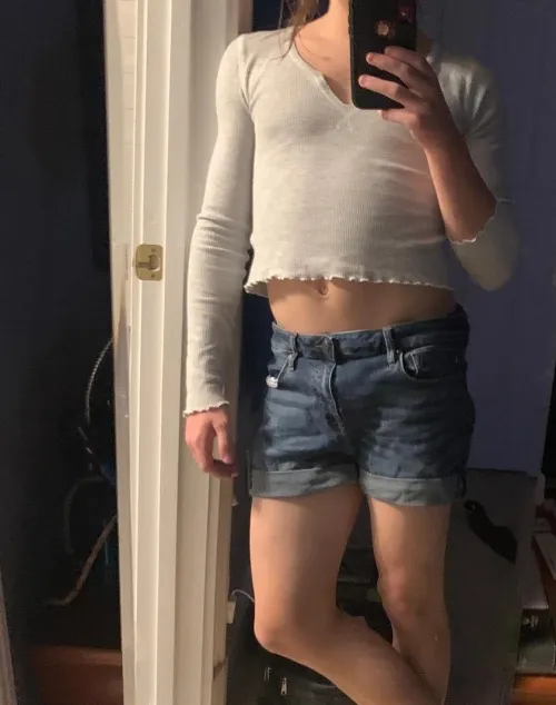 Thumbnail Trapangelslut's Fashion Experiment: Styling Jean Shorts for the First Time