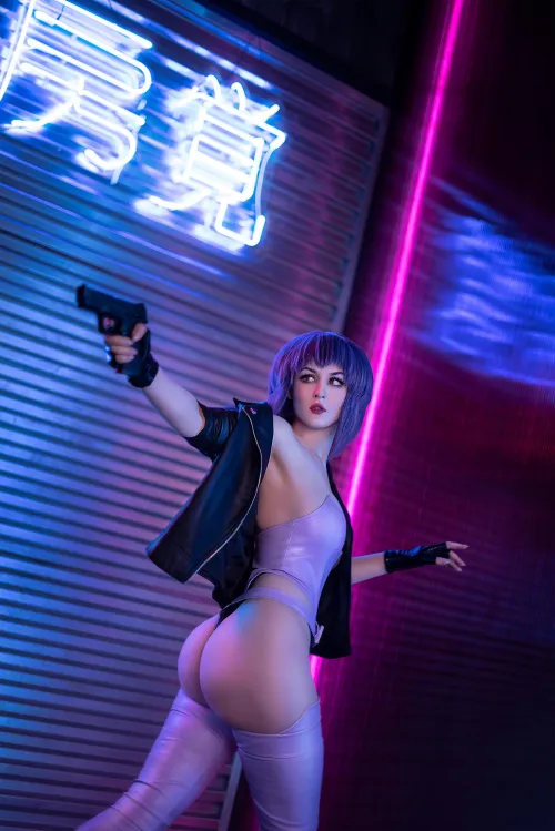 Thumbnail Motoko Kusanagi Cosplay by Alice Inferno - A Stunning Transformation