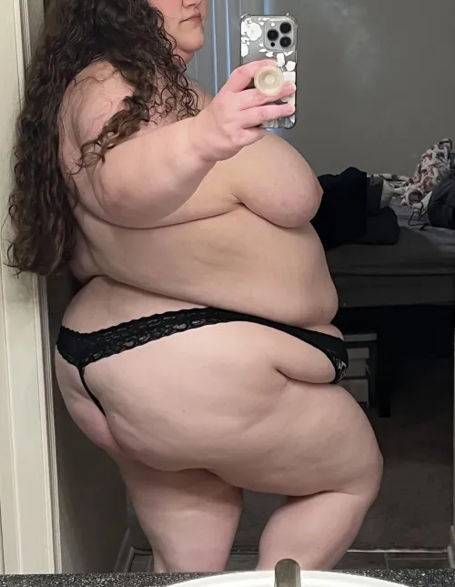 Thumbnail arealhandful's Tempting Promise - Enjoy SSBBW Playtime