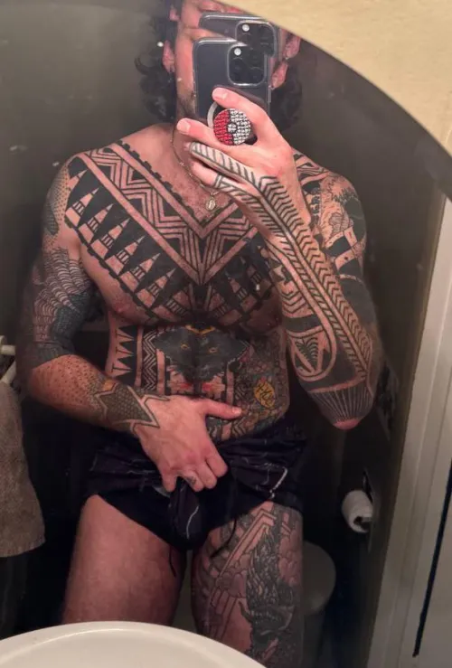 Thumbnail Leg Tattoo Works: Hot Guys with Art Inked