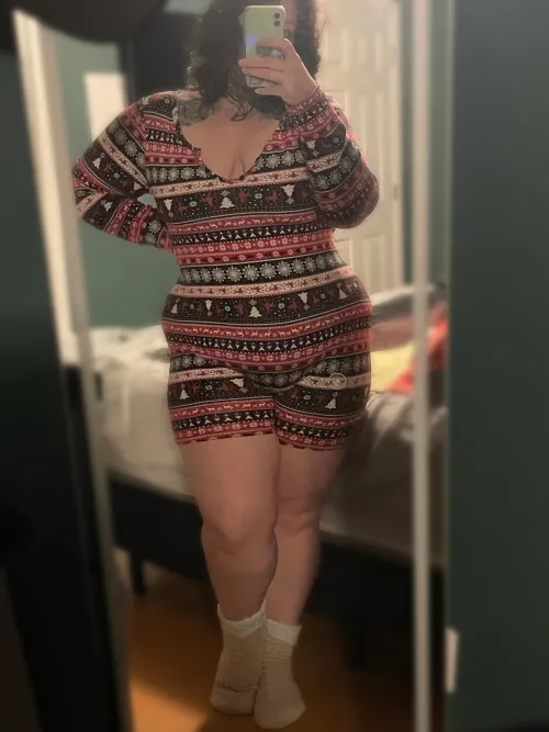 Thumbnail Feeling Festive: Embracing BBW Beauty | j_renee5678