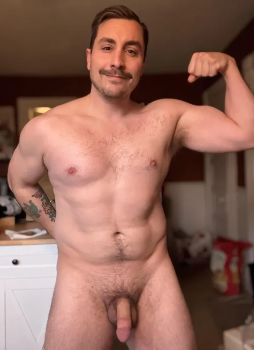 Thumbnail Mr_Nobody_85 Seeks Gym Partners in the ThickDick Category for TGIF Fun