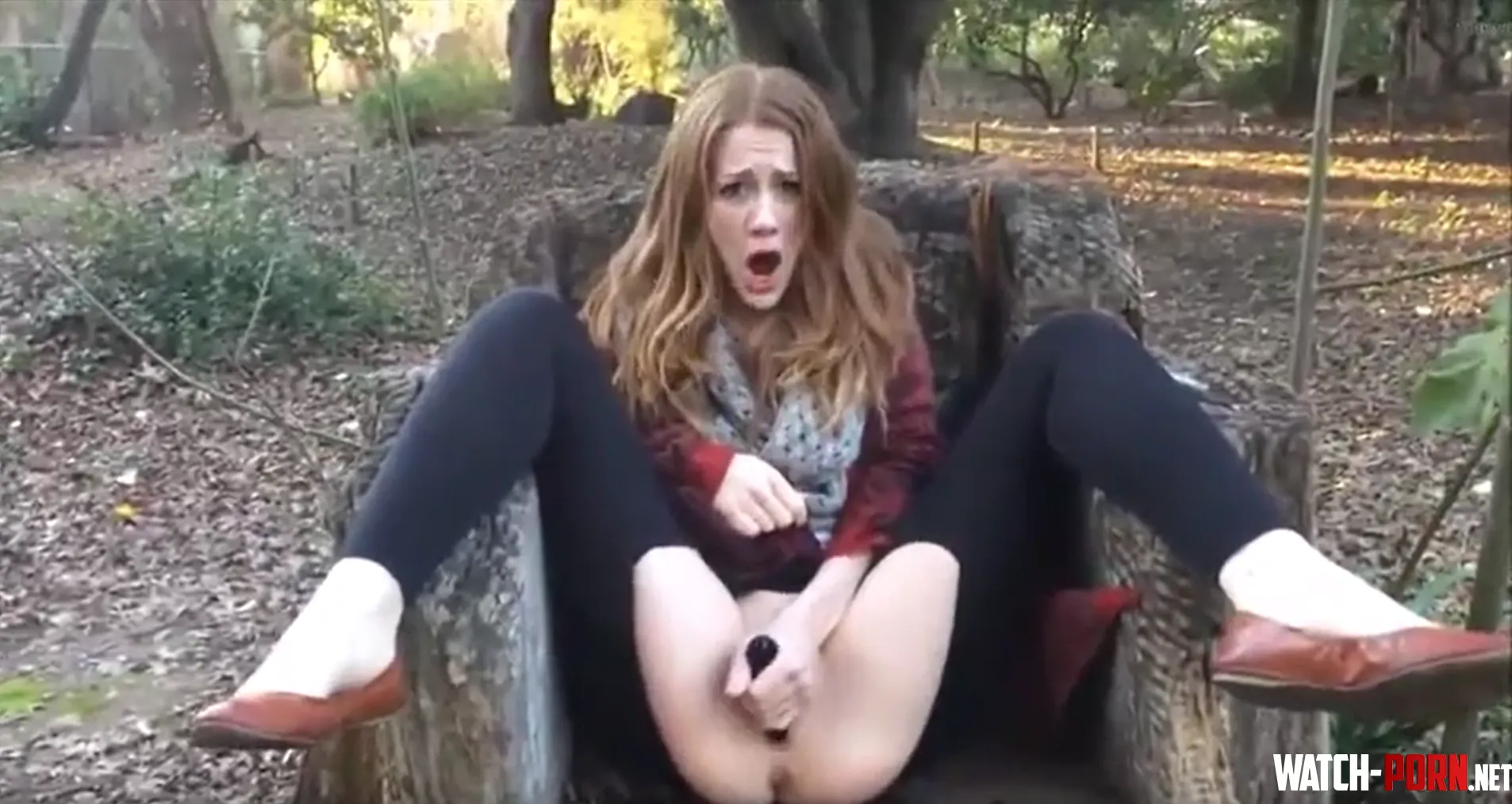 Who is this girl  She masturbate and squirt in a public park Link or name please thanks by BloodyWarlord117