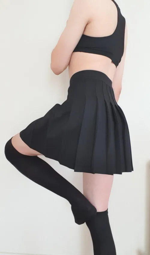 Thumbnail Skirt Enthusiast: Explore MrPrepusYT's Fascination