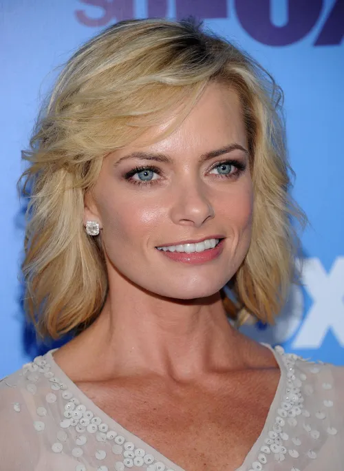 Thumbnail Jaime Pressly's Beauty Captured by blood_smoker | PrettyGirls