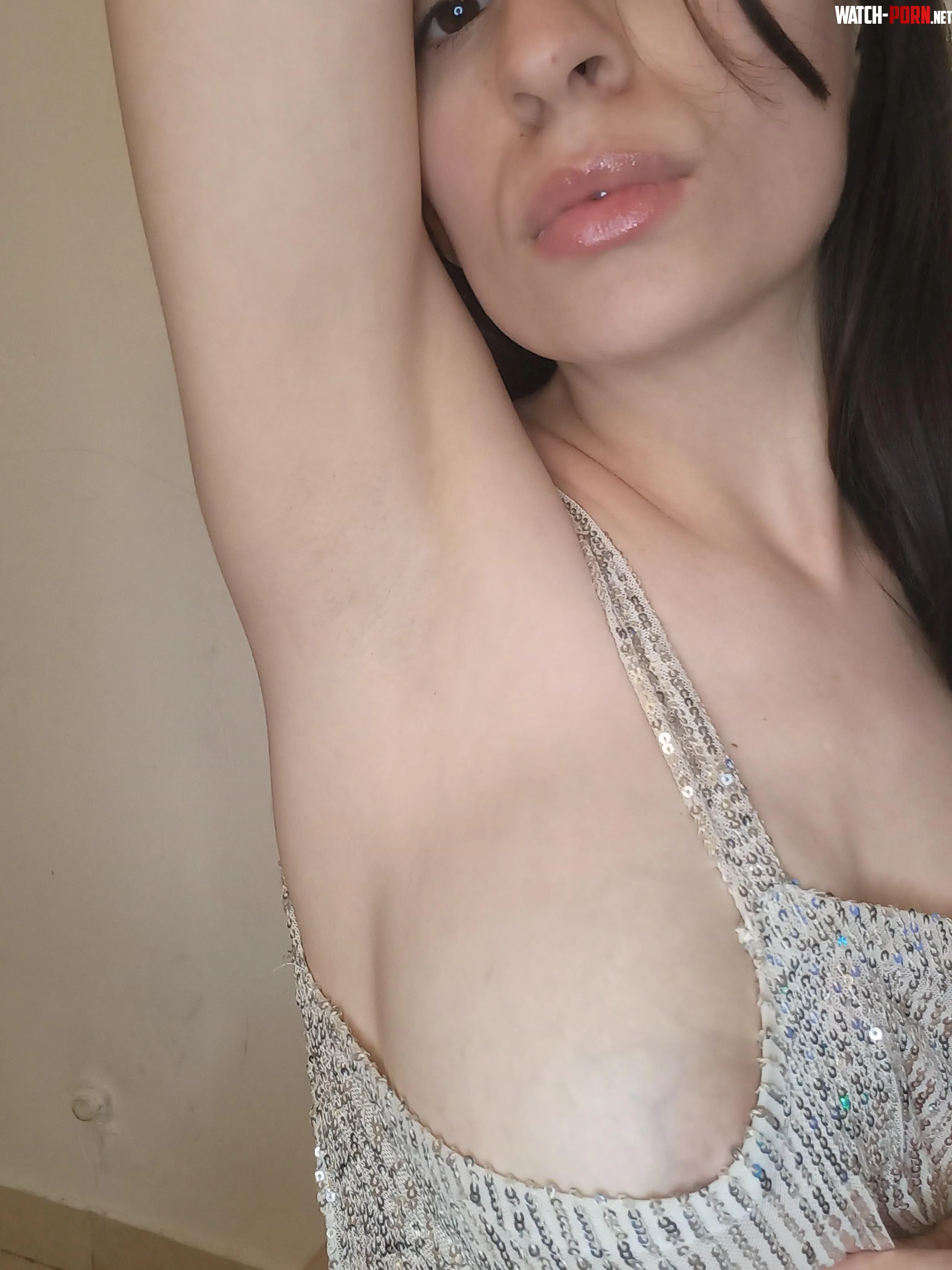 My love run your tongue in my armpits do you want to see how hot I can be by croqueta_28