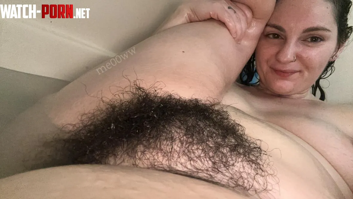 Whats better than a hairy woman A hairy curvy one by me00ww