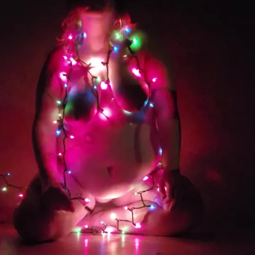 Thumbnail On the tenth day of Christmas my true love gave to me a sexy photo shoot  by goodgirlhoneypot