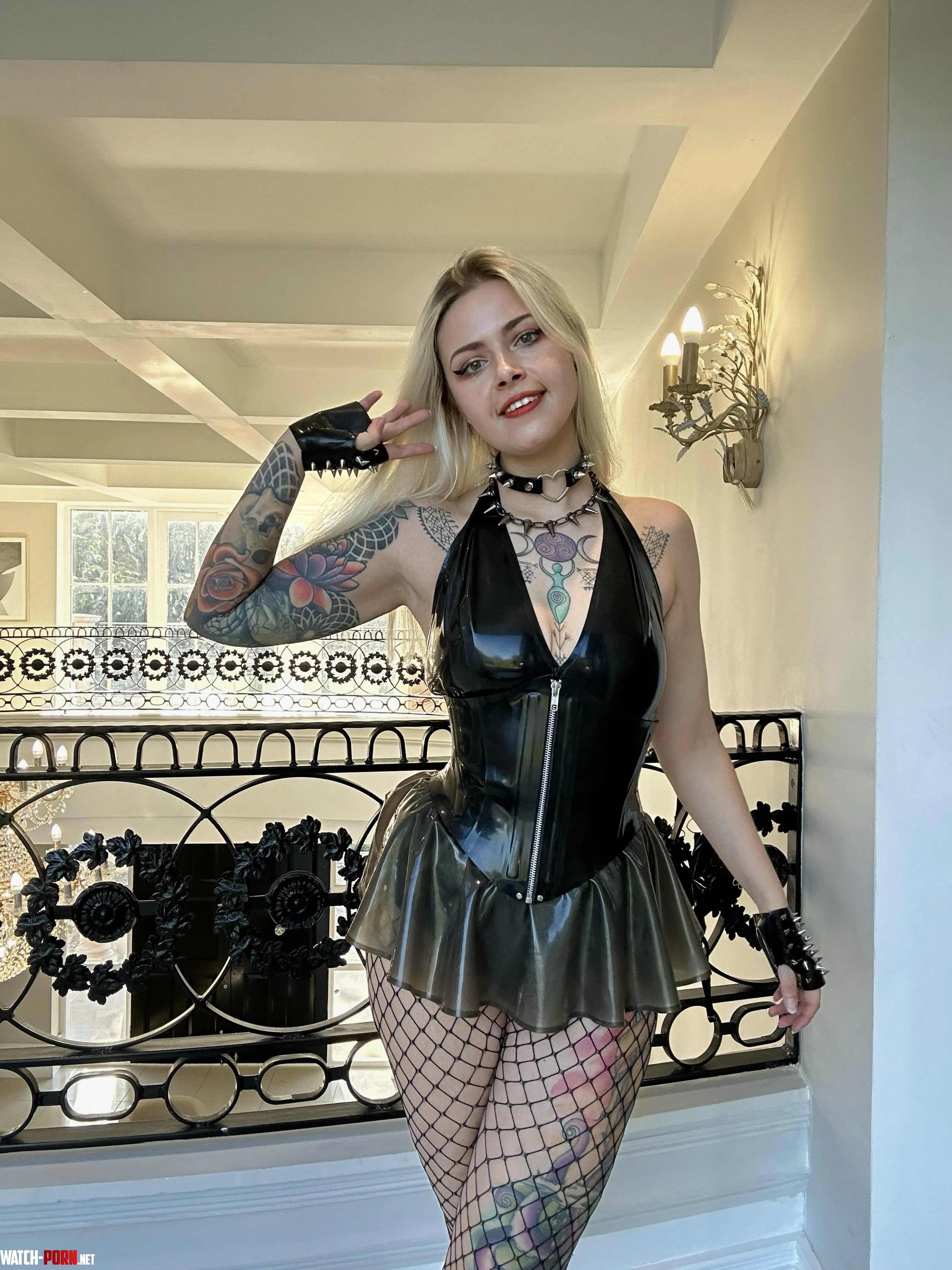 Fishnets look so good under latex by MistressMercyxoxalt