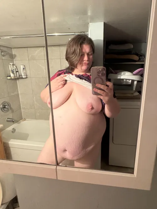 Thumbnail ScarlettMonrow95's Confession: Dabs Made Me Horny - Dive into BBW Desires