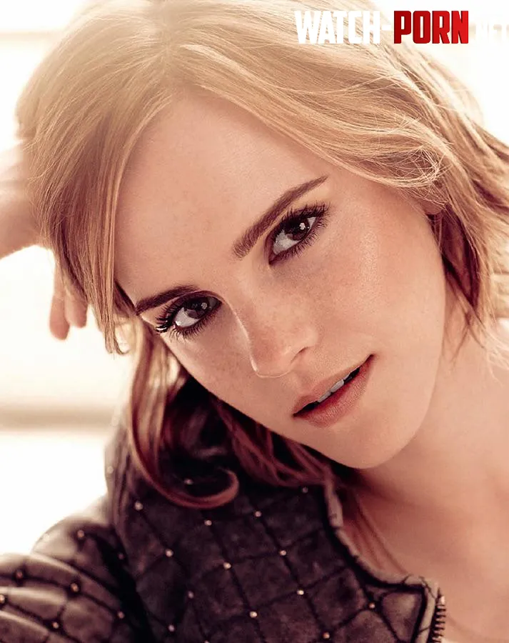 Emma Watson  by Long_oil_