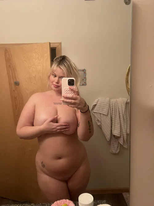 Thumbnail The Allure of Tall Chubby GFs: Exploring BBW Chubby Romance