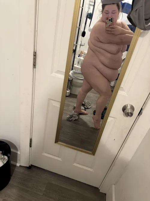 Thumbnail Admiring Rolls: Author Bbwbabe2024's BBW Chubby Revelation