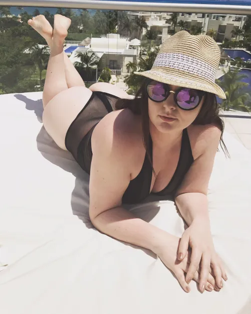 Thumbnail Celebrity Butts: Lauren Ash Sensation | CelebrityButts Category