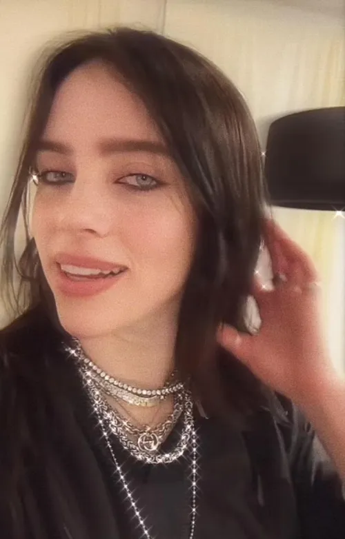 Thumbnail Billie Eilish's Allure Captured by ukcountrylover in CelebsGW