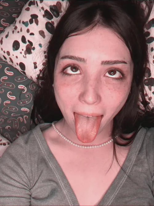 Thumbnail Beauty Beyond Freckles: Unleashing My RealAhegao by imlovelyabby