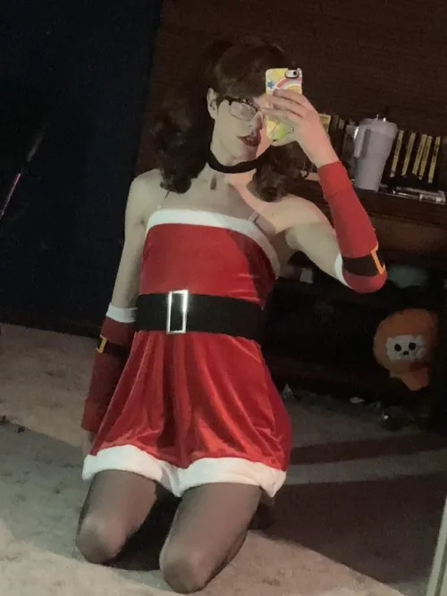 Thumbnail Christmas Cosplay Extravaganza: Rise Kujikawa Inspired by yukiphone33