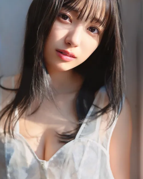 Thumbnail Yuuki-ichinose Presents: Captivating Gravure - Mao Ioki