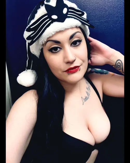 Thumbnail Holly Jolly Christmas with a Punkgirls Vibe by morticia90