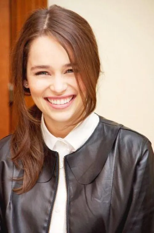 Thumbnail Discover Emilia Clarke in the PrettyGirls Category