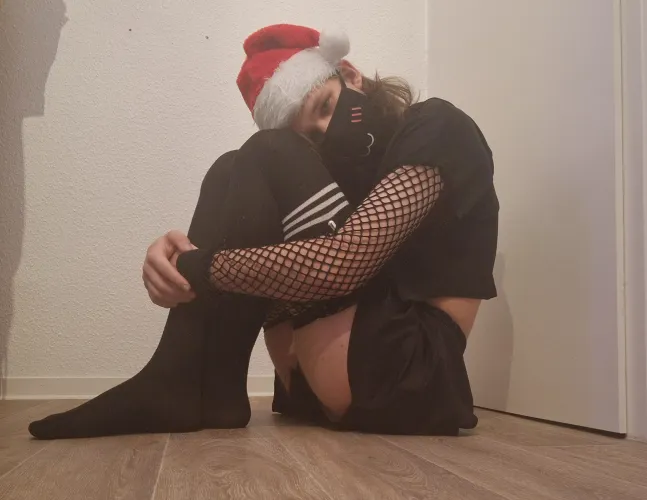 Thumbnail Festive Cheer and Warm Wishes from Femboyolo