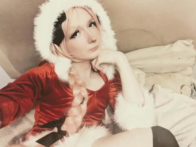 Thumbnail Merry Christmas Greetings from Boring_Idealist in femboy