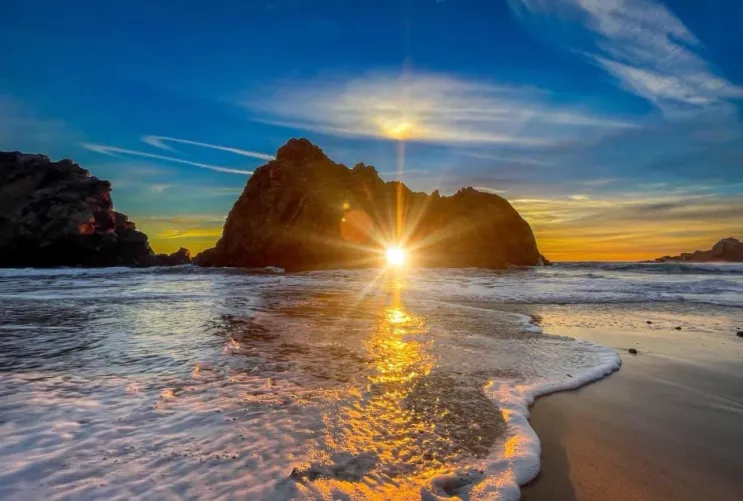 Thumbnail Explore the Enchanting Keyhole Arch at Pfeiffer Beach by PaceAccomplished3584