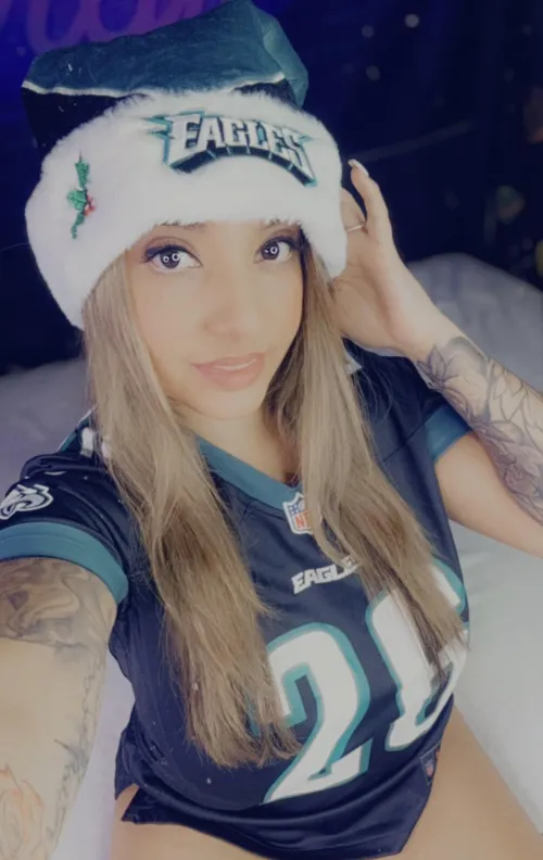 Thumbnail Merry Christmas Cheers from an Eagles Fan on GamedayGoneWild