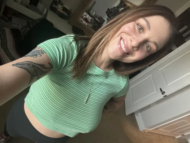 Thumbnail mollystclaire Invites You to Indulge in DD Pokies Delightfully Braless