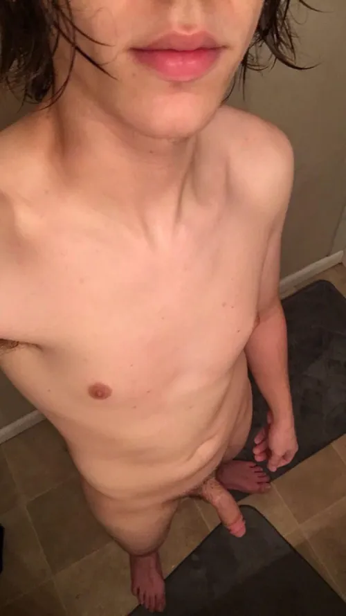 Thumbnail Fresh Out of the Shower Pic | Author: justtired45 | Penis Category