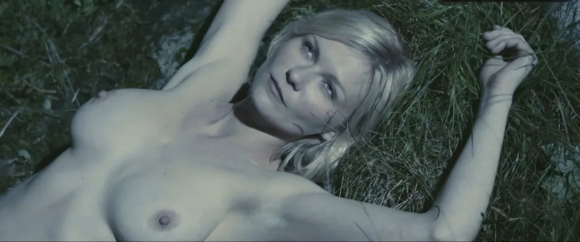 Thumbnail Celeb Sensation: Direct_Anxiety_6207 Explores Kirsten Dunst's NSFW Appeal