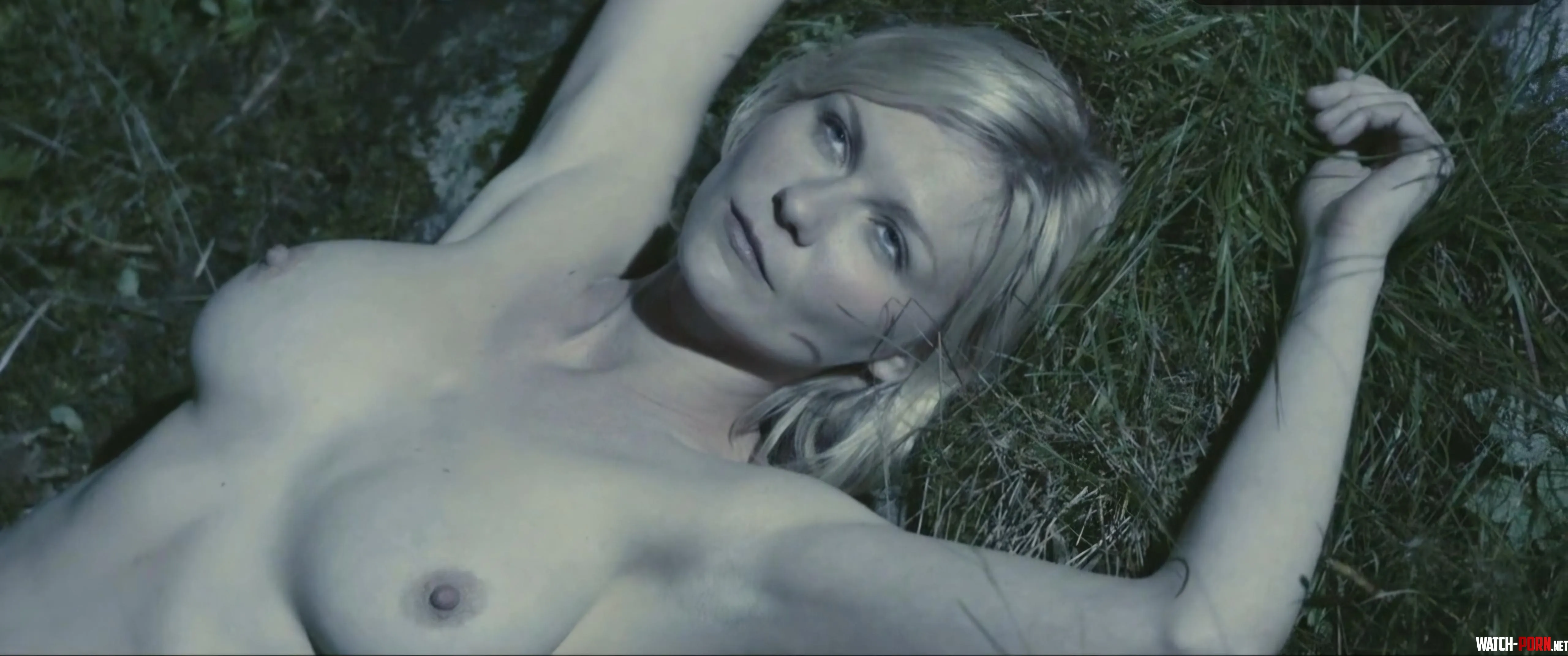 Kirsten Dunst by Direct_Anxiety_6207