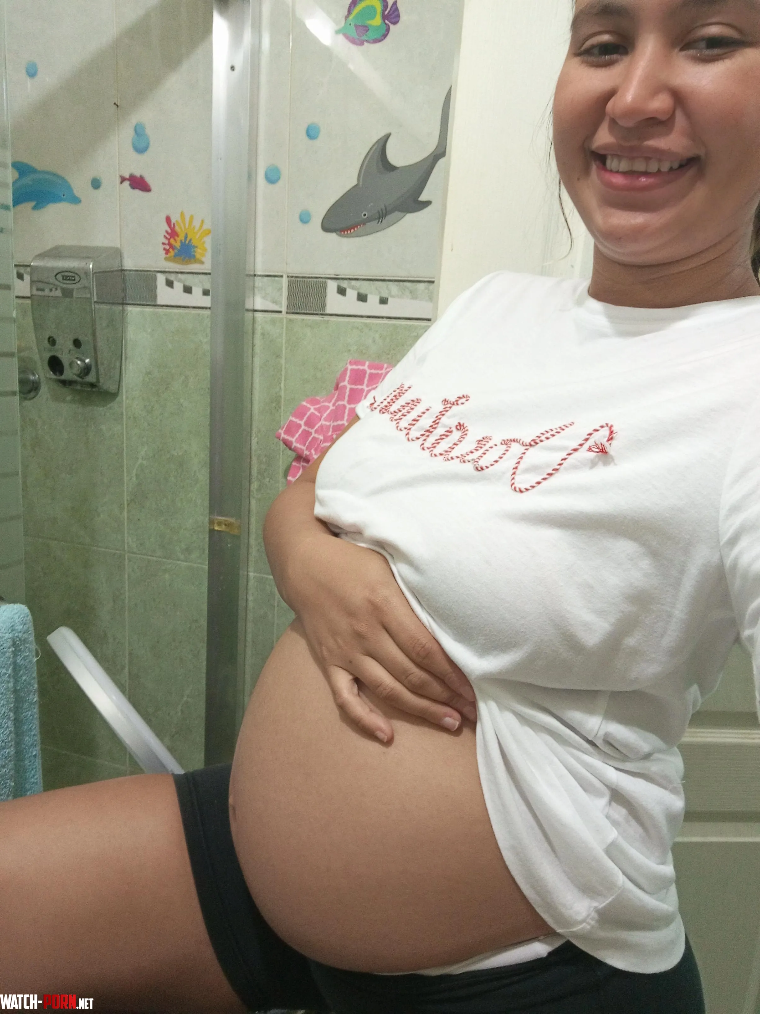 This Christmas pregnancy makes me feel much sexier and hotter by gigigatica