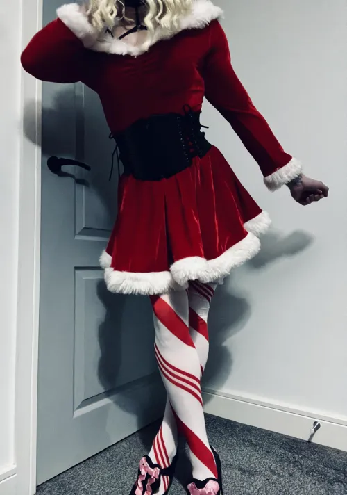 Thumbnail Merry Christmas: femboy Wishes from Kirstie__Roxxx