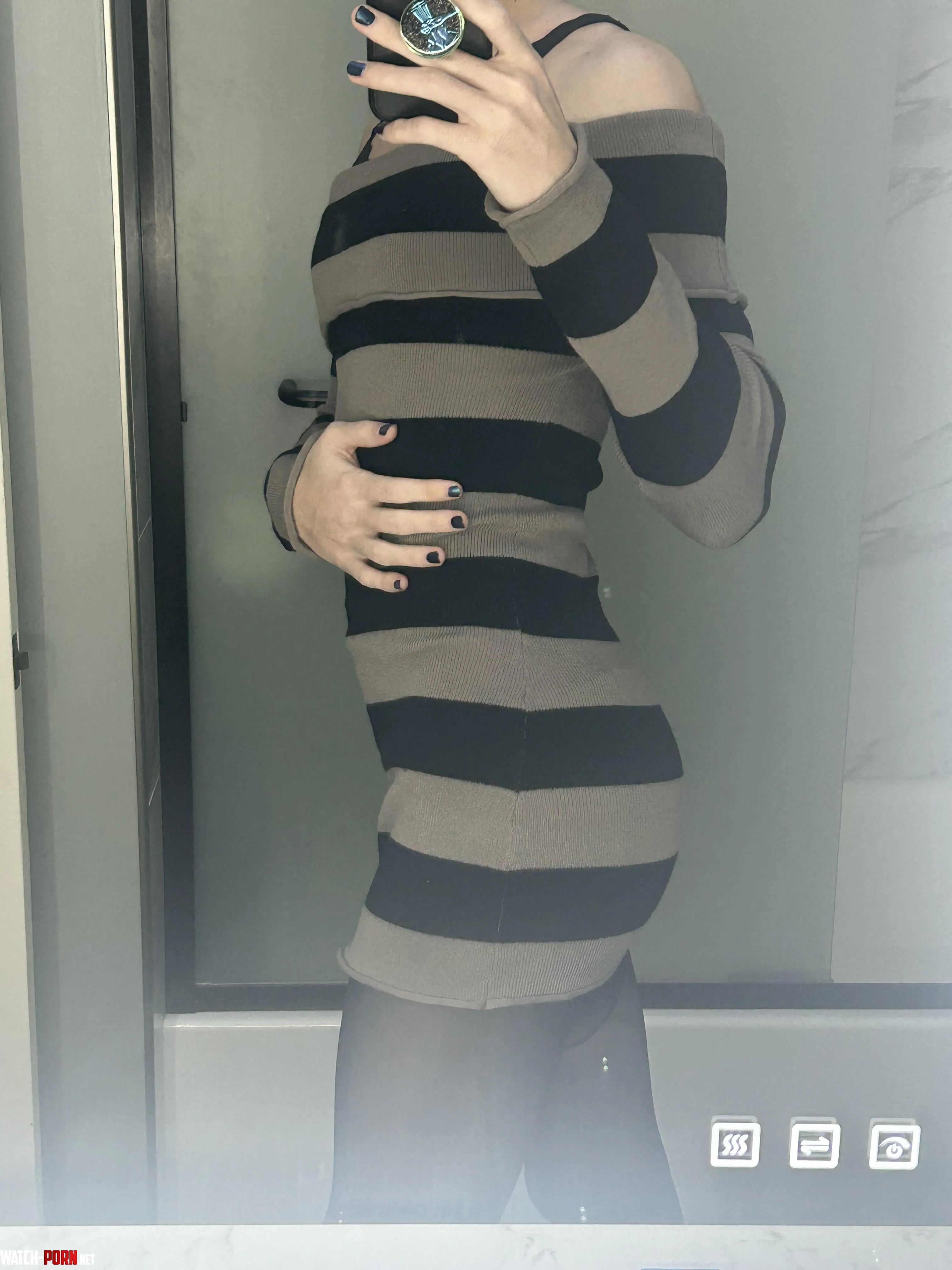 Finally shaved and dressed all cute again after what felt like forever I just have to show off a little hehe 3 by Little_HoneyBee_