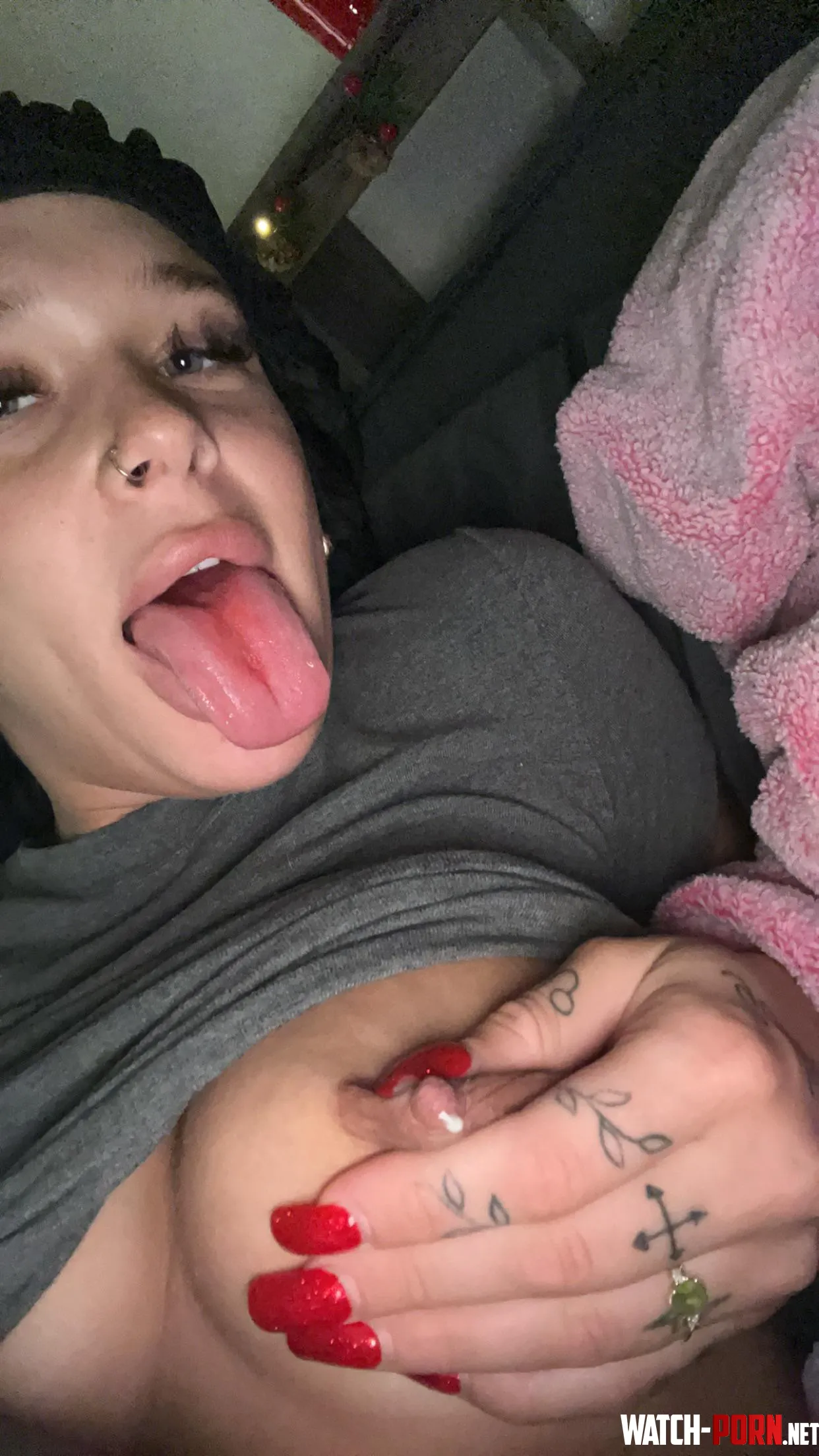 my titties need drained will you do the honors by pregnantprincessxx