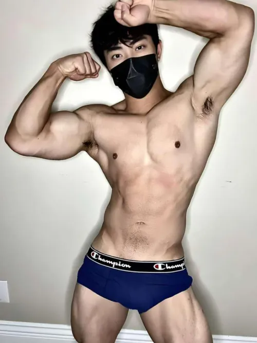 Thumbnail Join AlexBulgogixo for Cardio Fun | Gaysiansgonewild