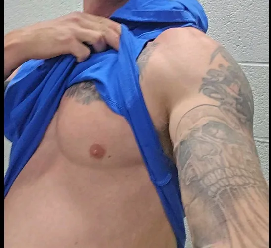 Thumbnail Flashing at the Gym by Living-Swimming7816 | Tattooed Men Revealed