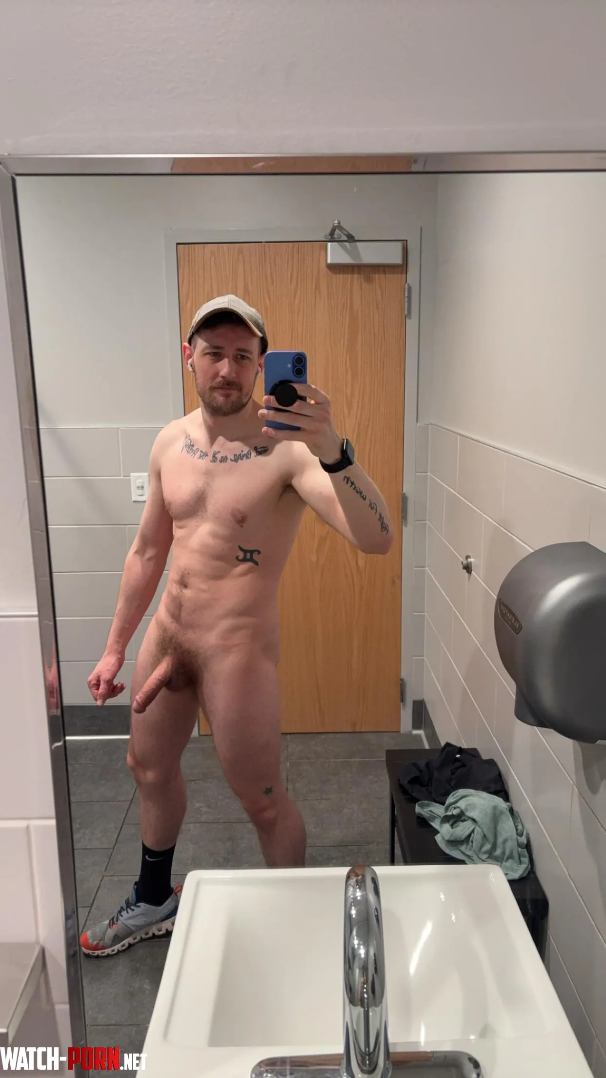 Come join me in the gym showers 35 by Tat246squared