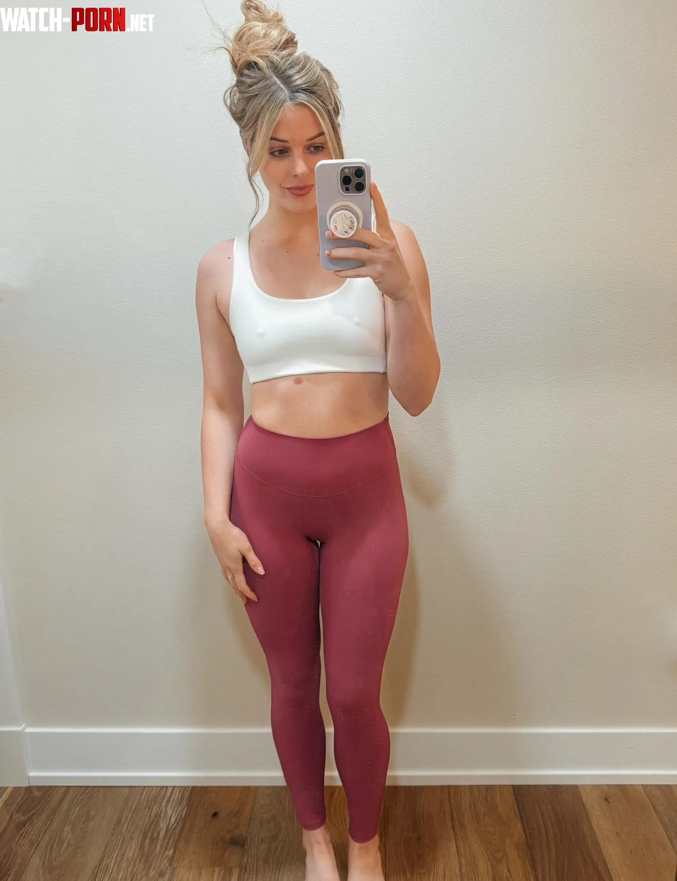 My favorite color of yoga pants  by briblossom